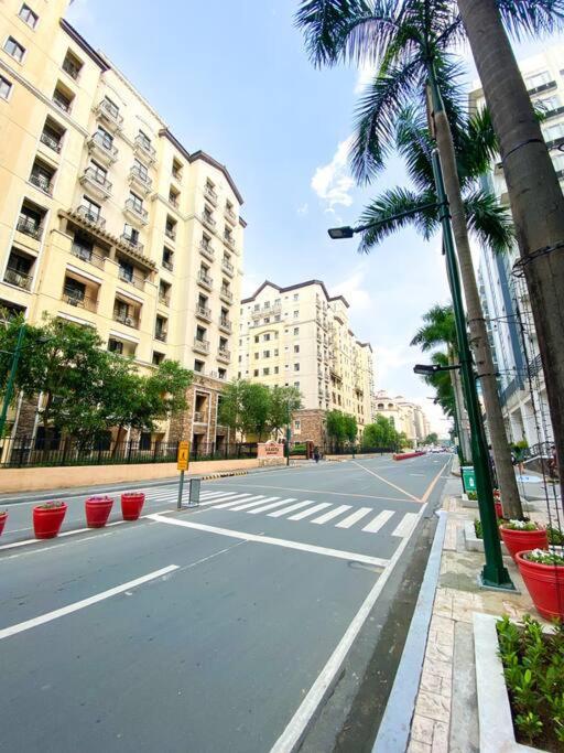 Lovely Unit With Free Wi-Fi & Netflix I Across Naia T3 Airport 마닐라 외부 사진